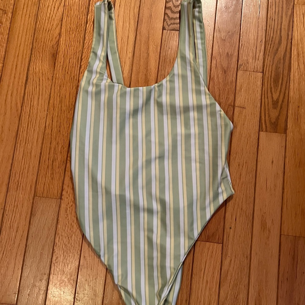 out of the blue “amanda” one piece